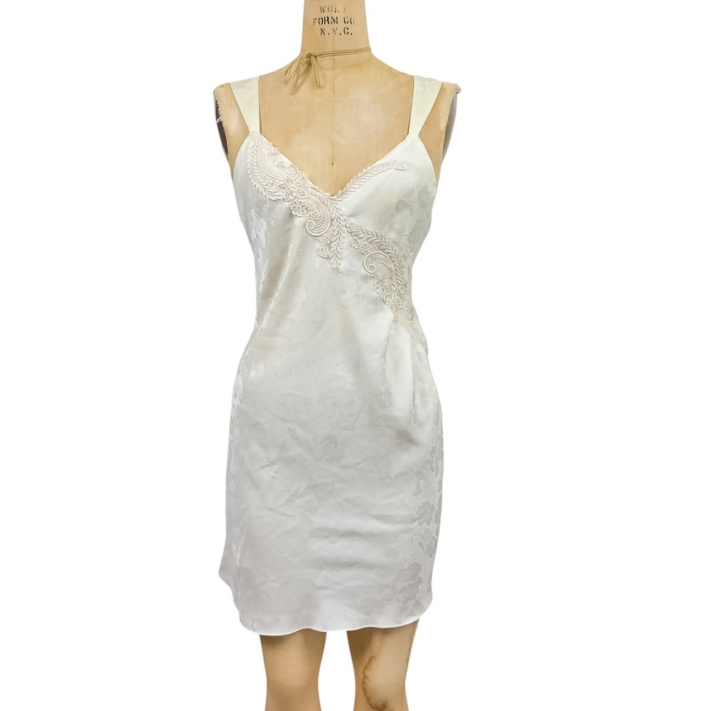 Vtg 90s Victoria's Secret Gold Label Ivory Satin Damask Lace Slip Dress Nighty M